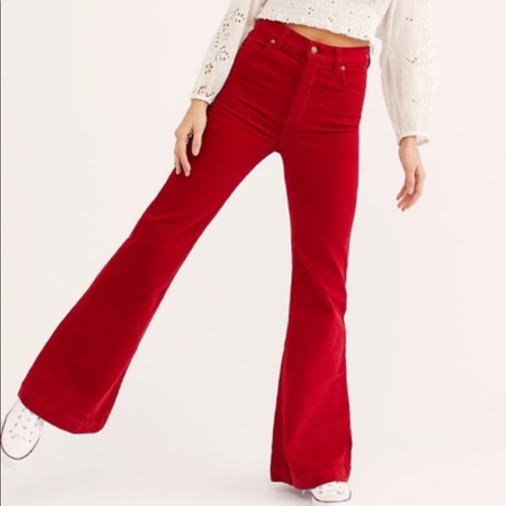 ROLLA’S East Coast Flare - cord red.